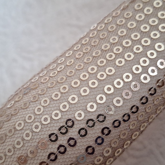 SOLD SOLD !Ball gown, Mannequin Jewelry stand silver - Picture 16 of 16